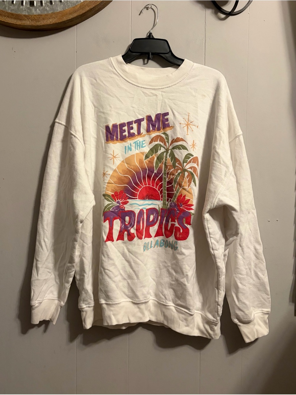 Billabong White Crewneck Sweatshirt with Tropical Sunset Graphic